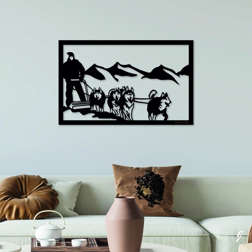 Tableau en bois décoratif découpé, évidé, Les Chiens de Traineaux